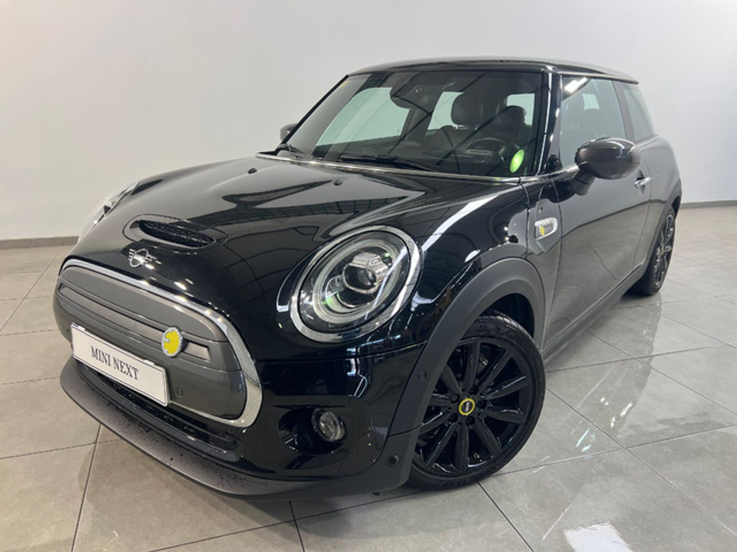 MINI MINI 3 Puertas Cooper SE 135 kW (184 CV) Negro Compact