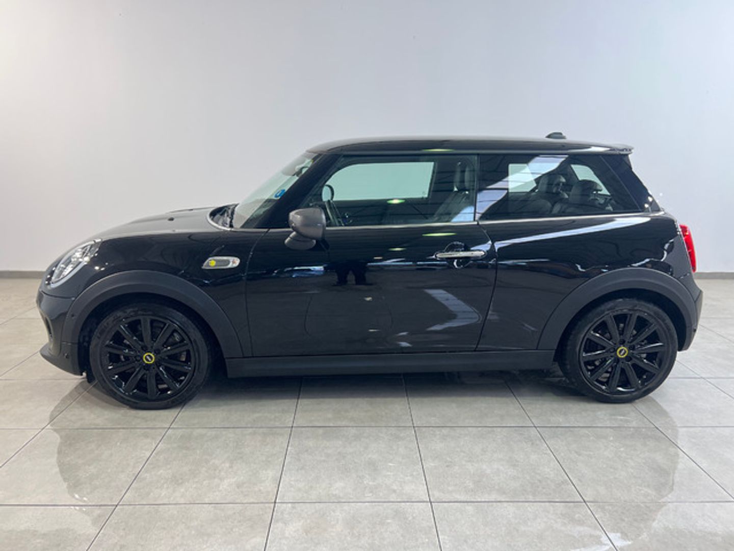 MINI MINI 3 Puertas Cooper SE 135 kW (184 CV)