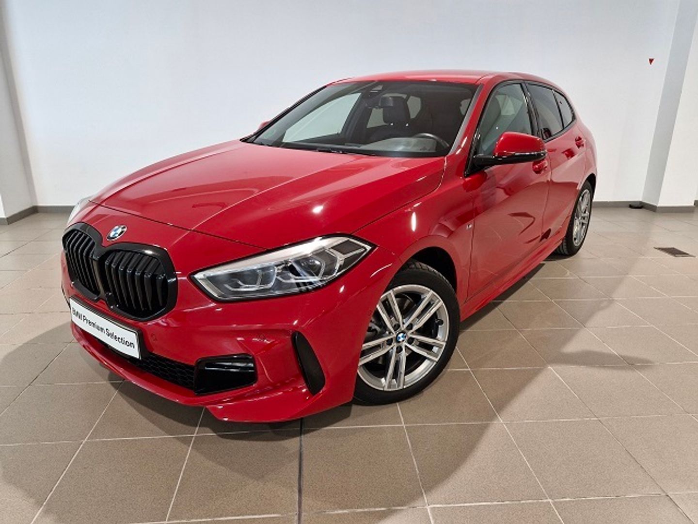 BMW Serie 1 118d Business 110 kW (150 CV) Rojo Compact