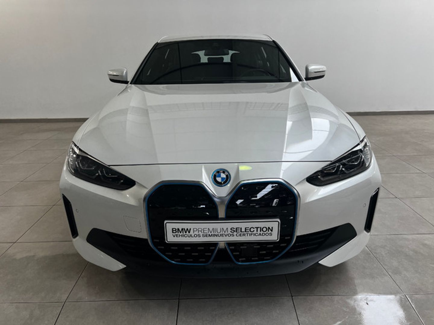 BMW i4 eDrive40 250 kW (340 CV)