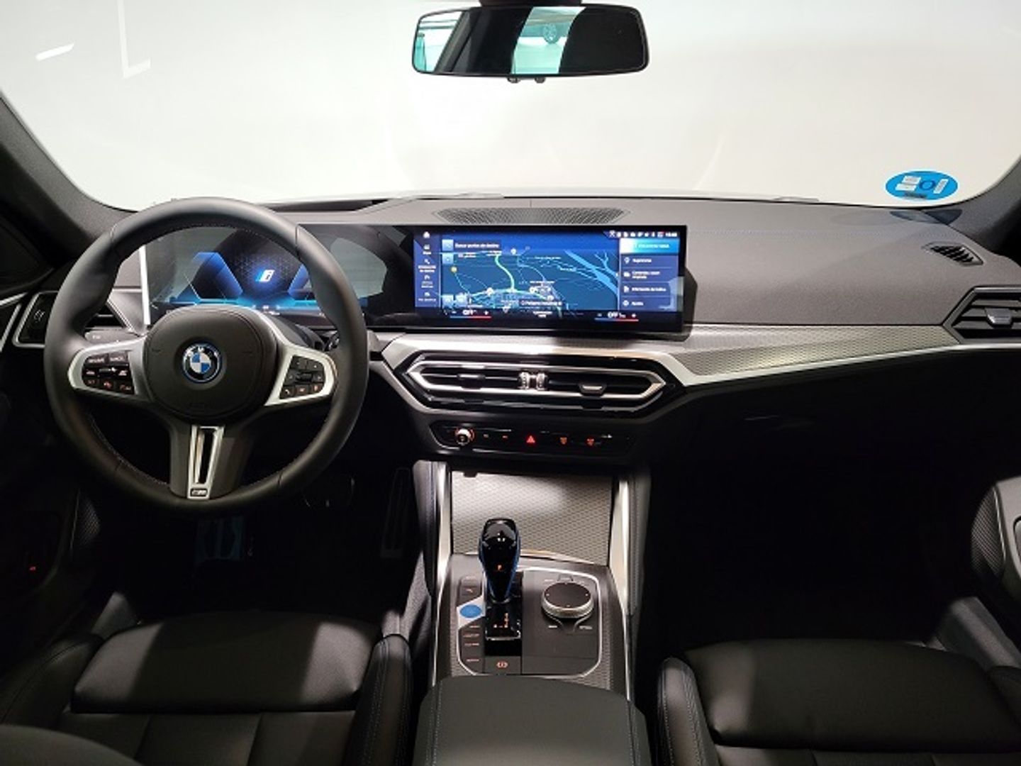BMW i4 M50 400 kW (544 CV)