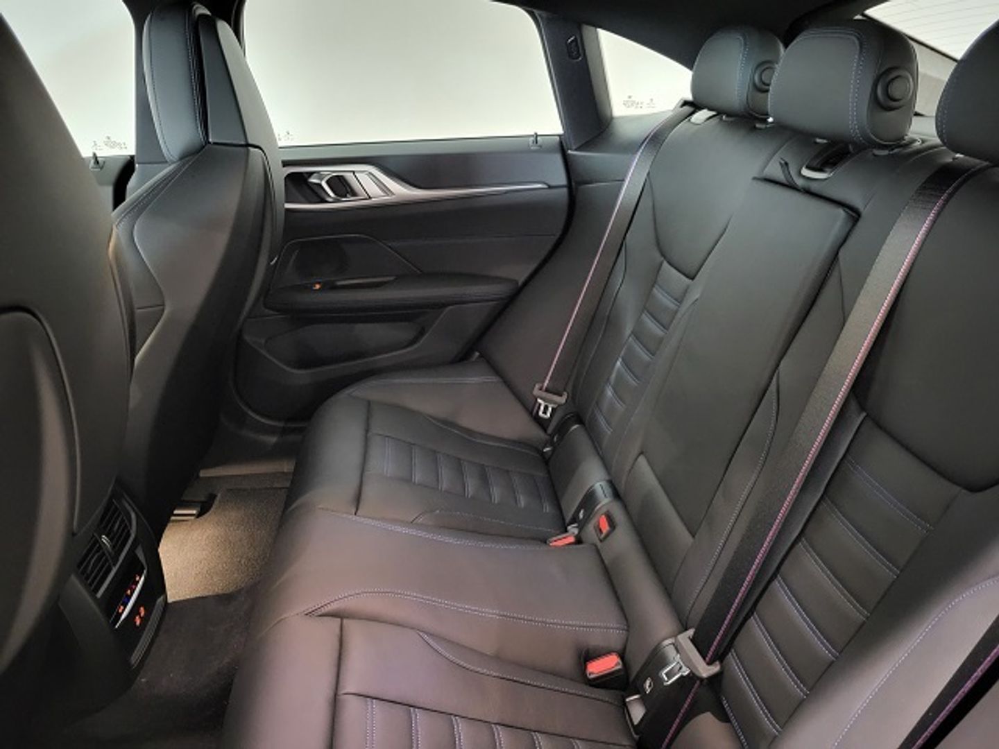 BMW i4 M50 400 kW (544 CV)