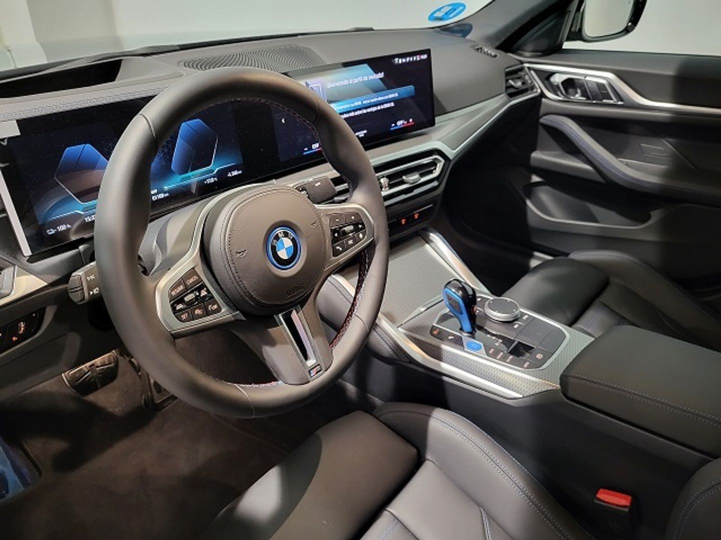 BMW i4 M50 400 kW (544 CV)