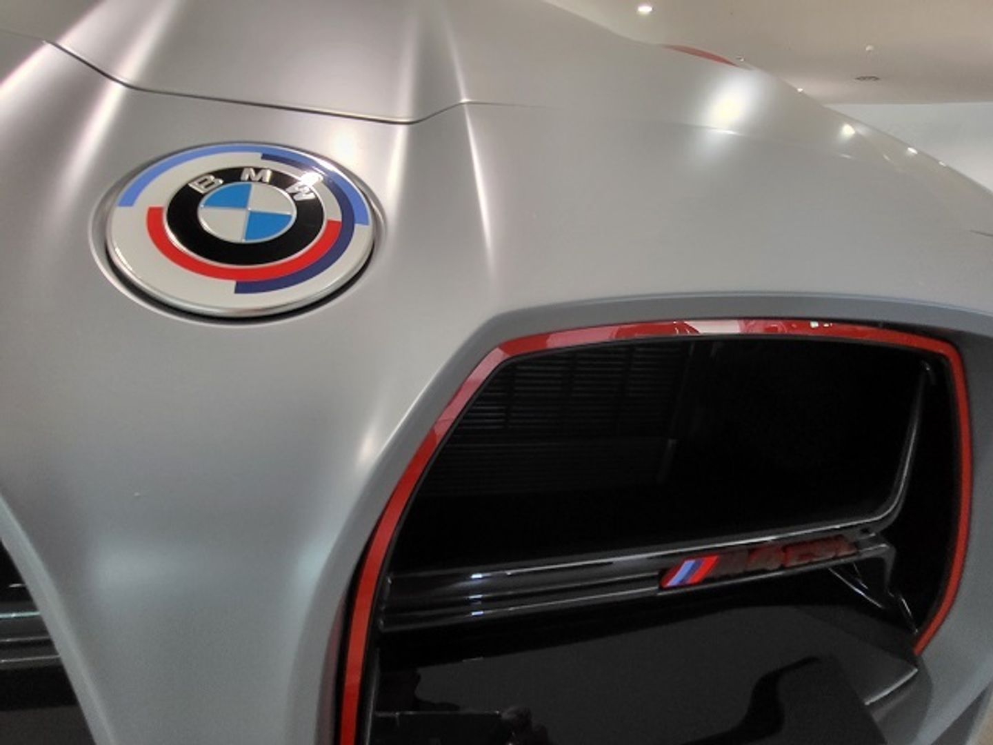 BMW M M4 CSLCoupe 405 kW (550 CV)
