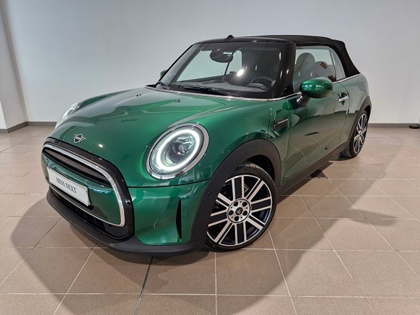 MINI MINI Cabrio Cooper 100 kW (136 CV) Verde Cabrio / Roadster