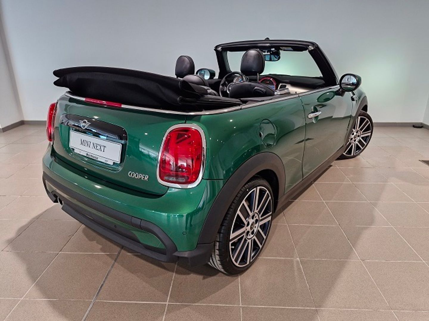 MINI MINI Cabrio Cooper 100 kW (136 CV)