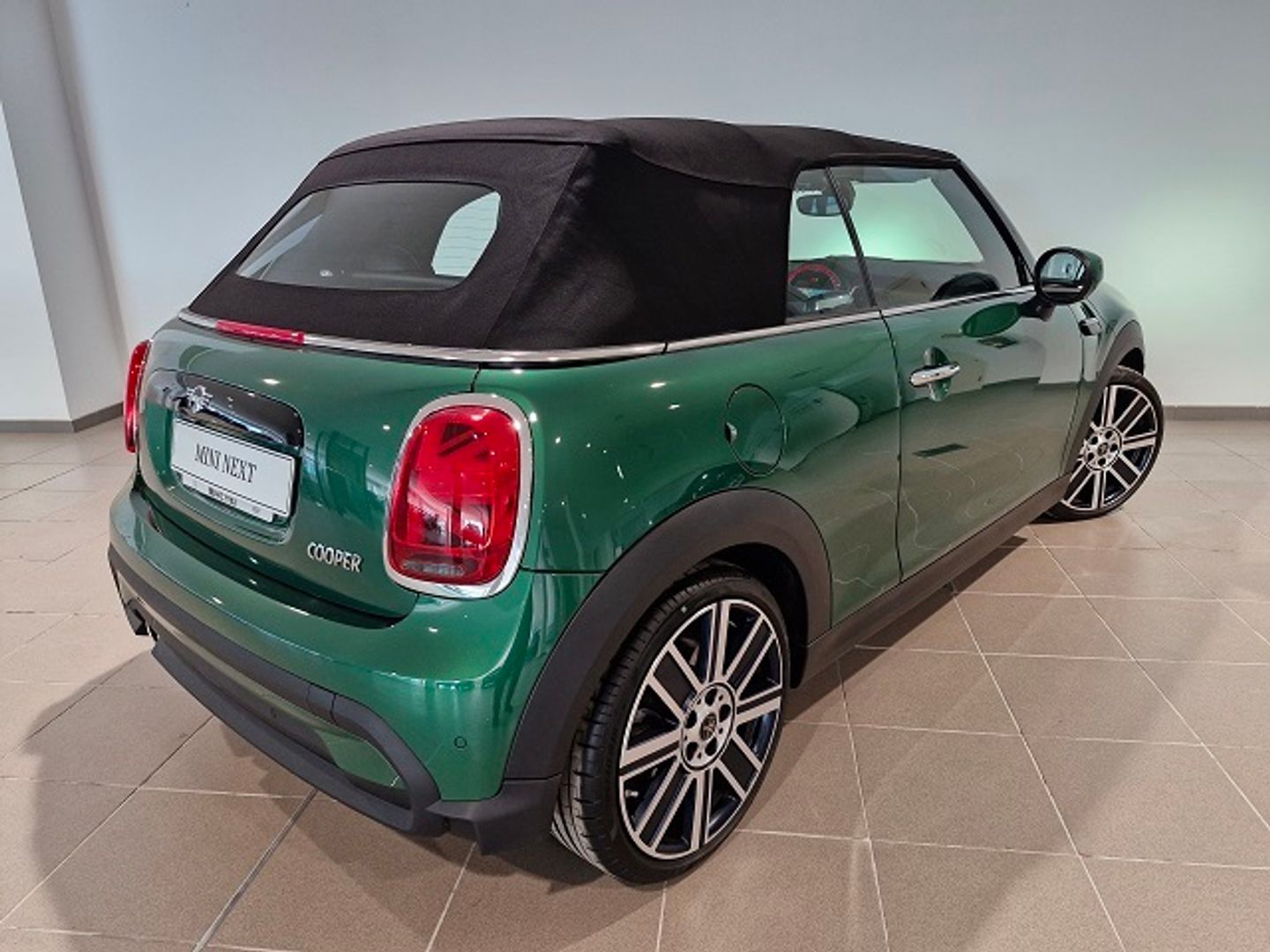 MINI MINI Cabrio Cooper 100 kW (136 CV)