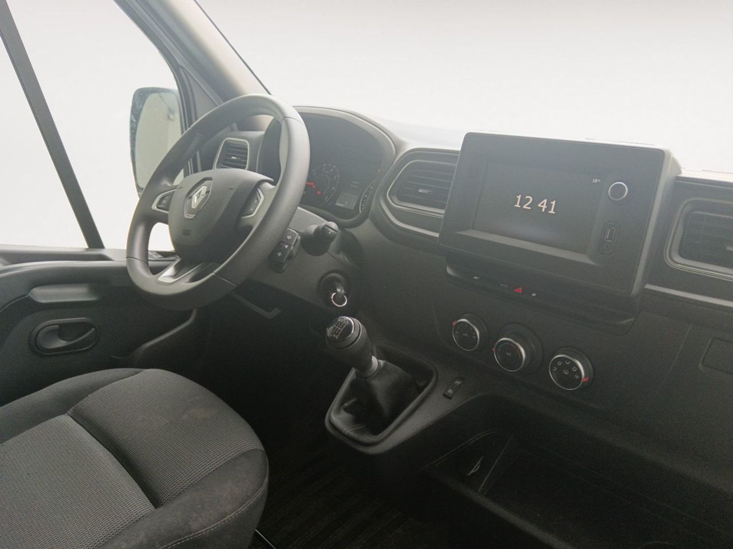 Renault Master Furgon L2H2 3300 Blue dCi 99 kW (135 CV)