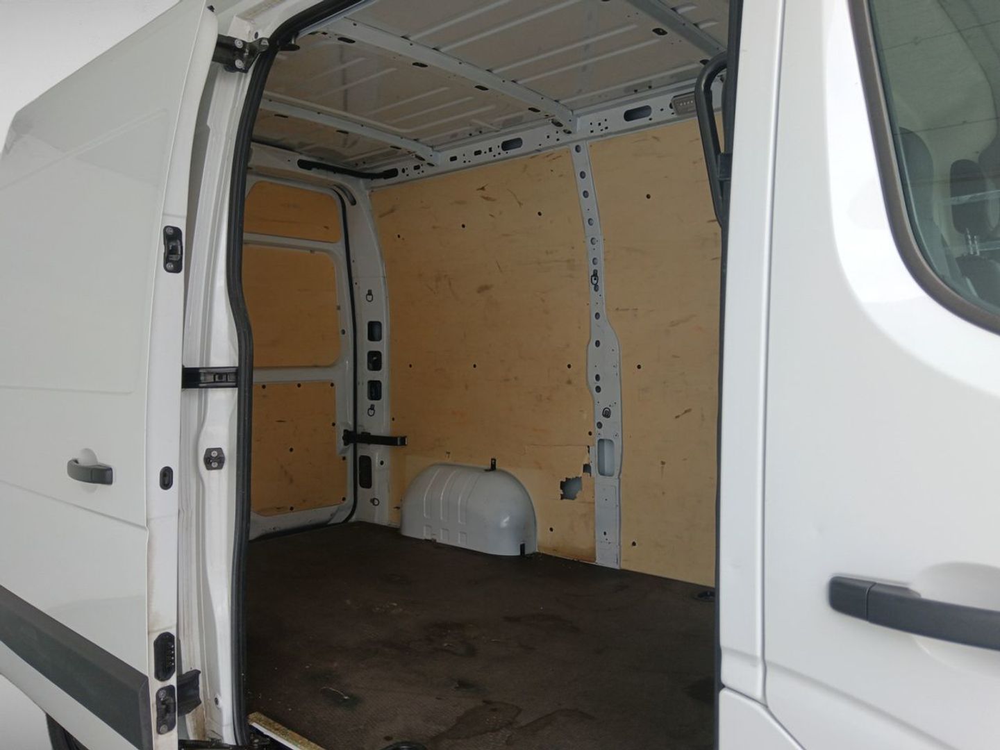 Renault Master Furgon L2H2 3300 Blue dCi 99 kW (135 CV)