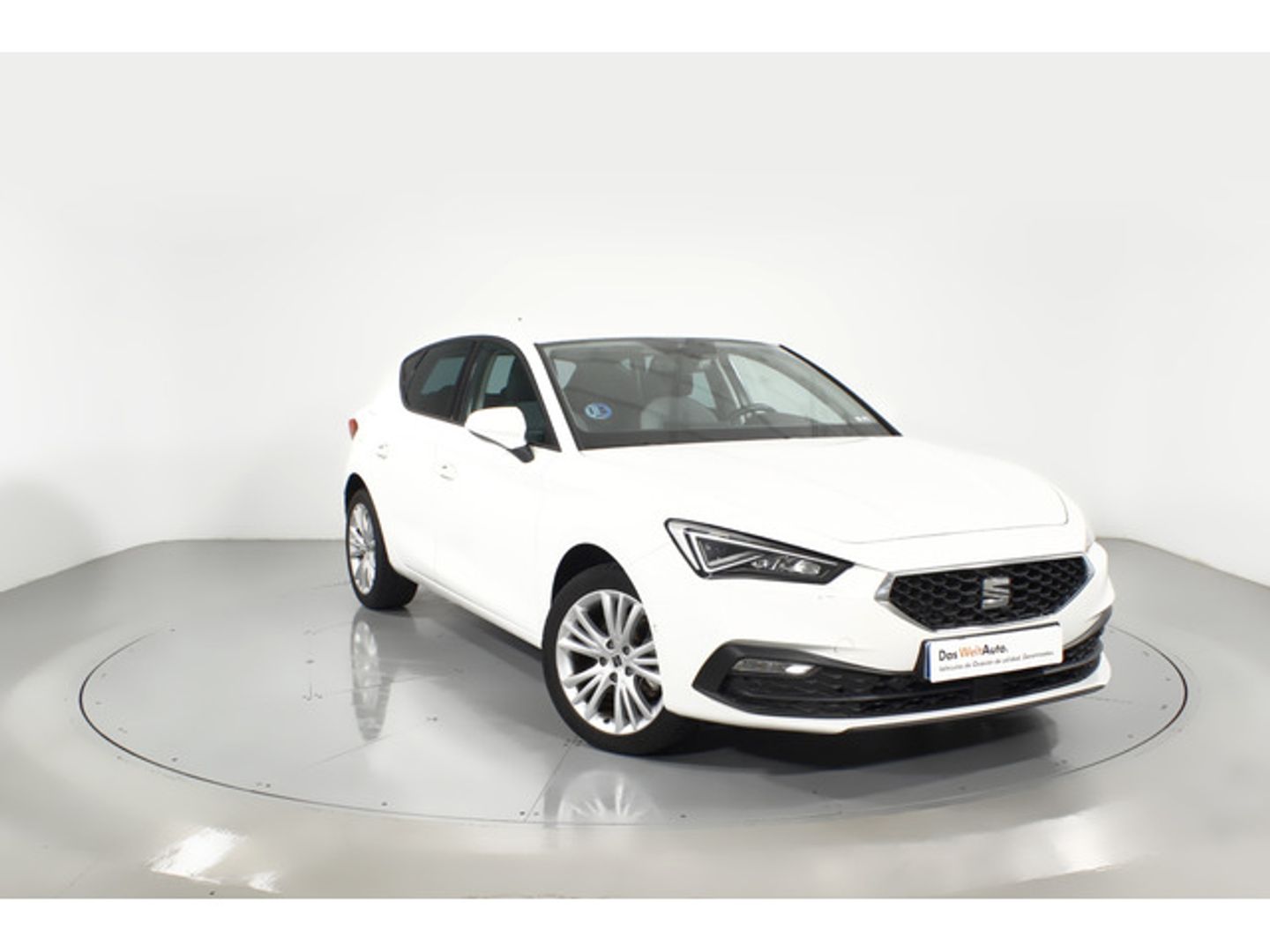 SEAT León 1.5 eTSI S&S Style Special Edition Vision DSG 110 kW (150 CV) Blanco Sedan