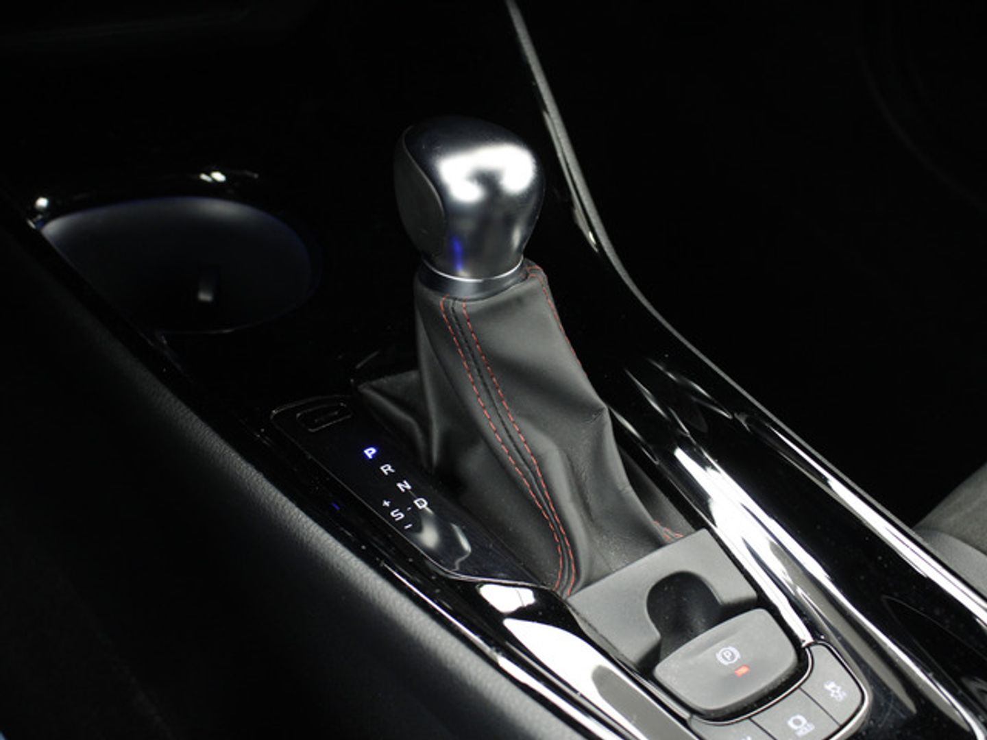 Toyota C-HR 180H GR Sport 135 kW (184 CV)