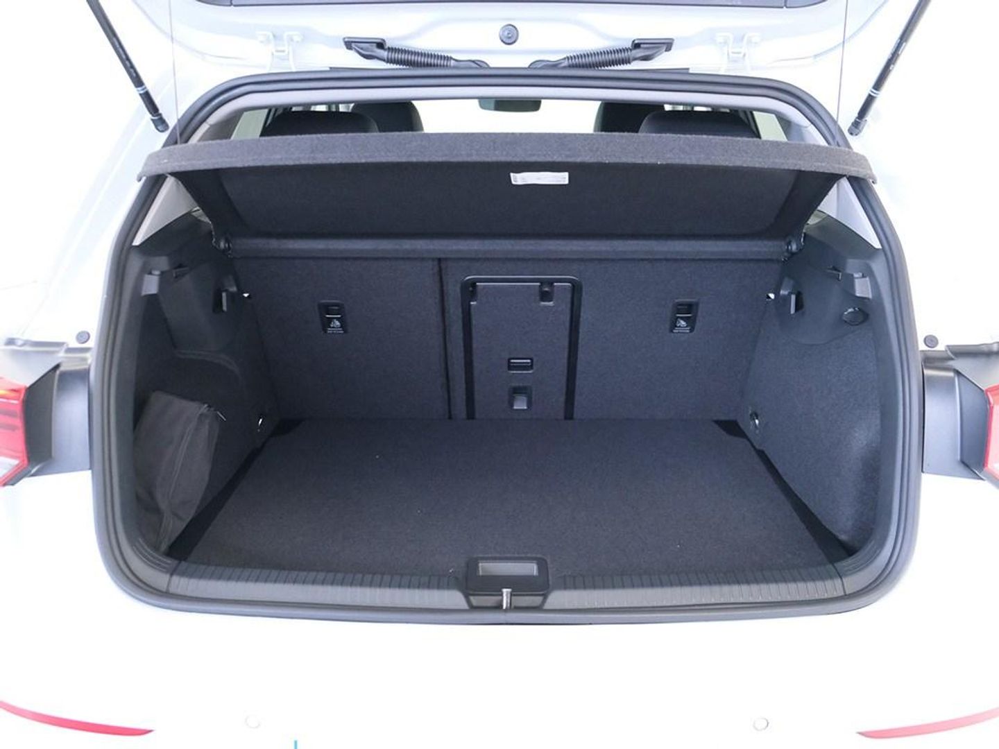 Volkswagen Golf Life 1.0 eTSI 81 kW (110 CV) DSG