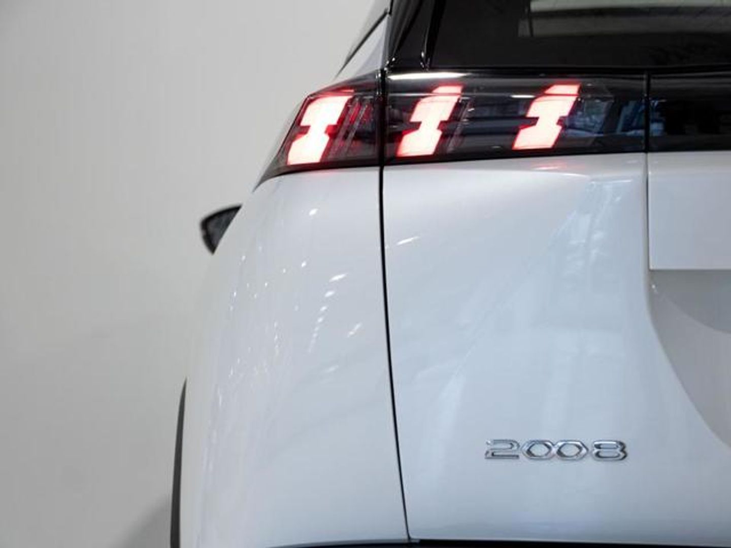 Peugeot 2008 PureTech 130 S&S GT Line 96 kW (130 CV)