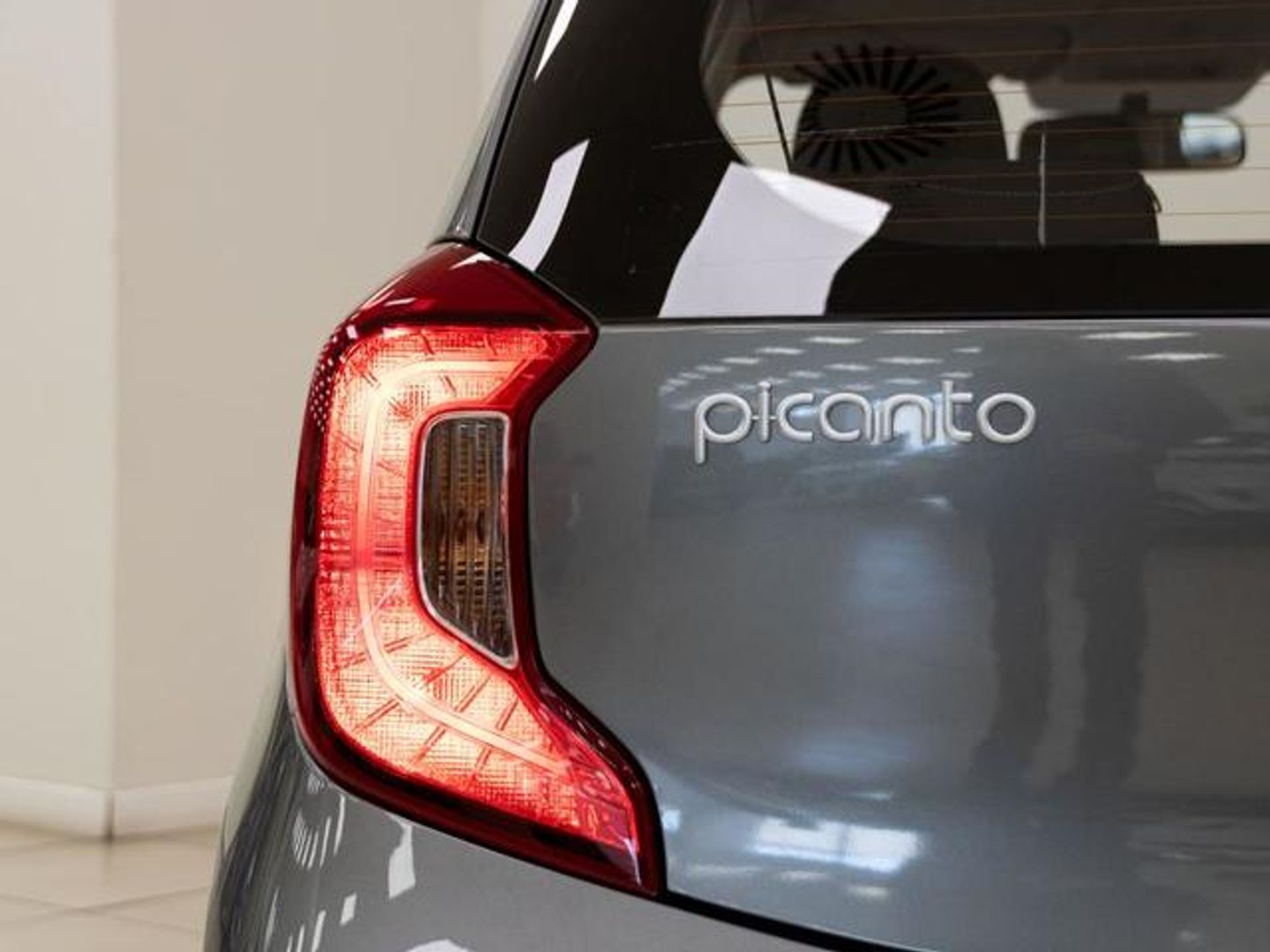 Kia Picanto 1.0 DPi Concept 49 kW (67 CV)