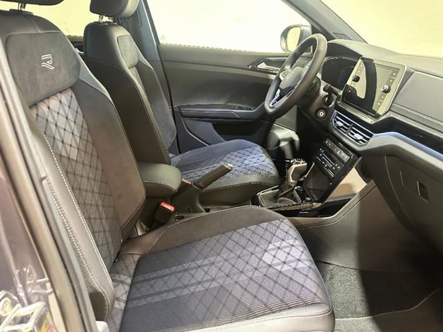 Volkswagen T-Cross R-Line 1.0 TSI 85 kW (116 CV) DSG