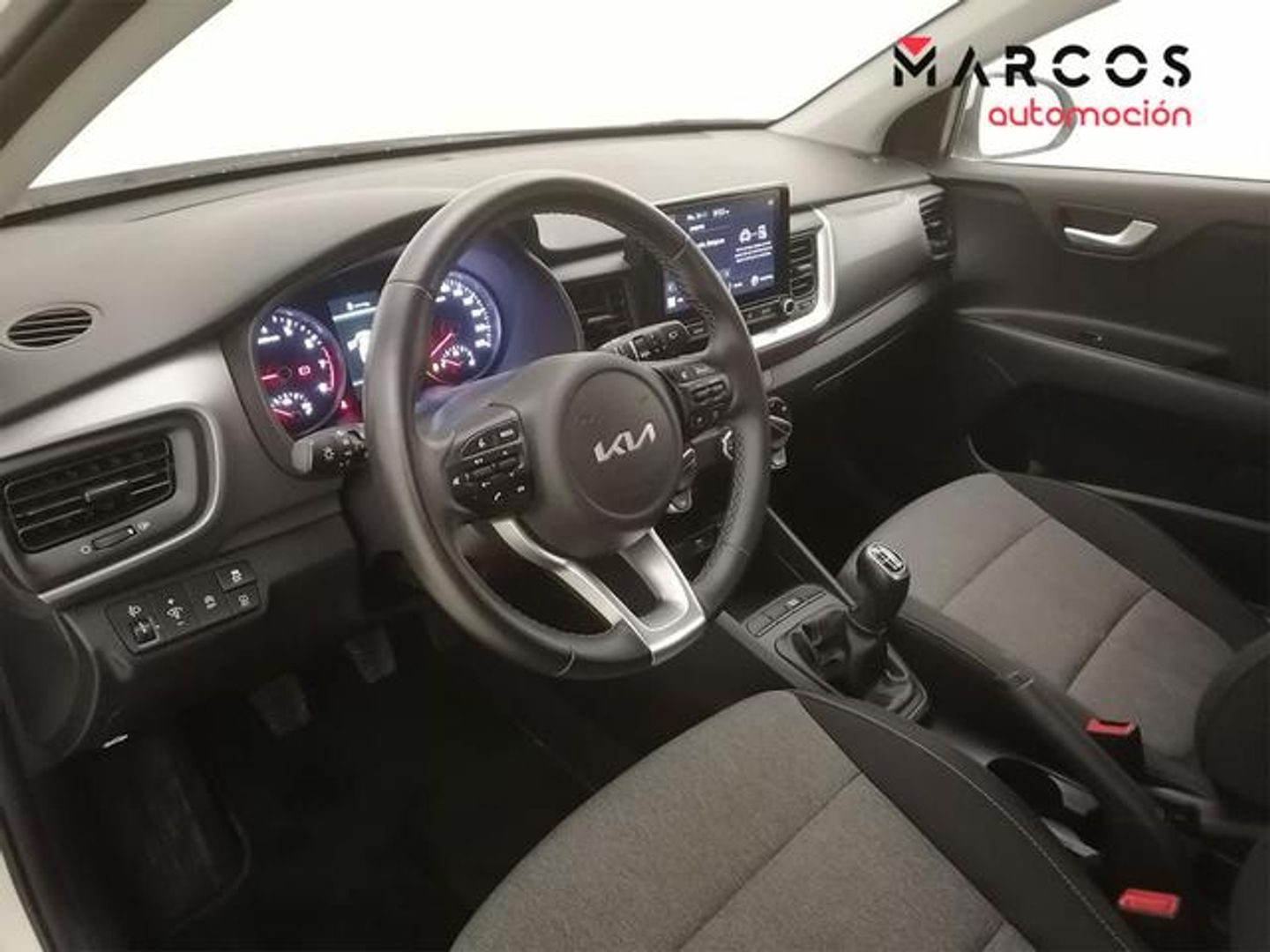 Kia Stonic 1.0 T-GDi MHEV MT Concept 74 kW (100 CV)