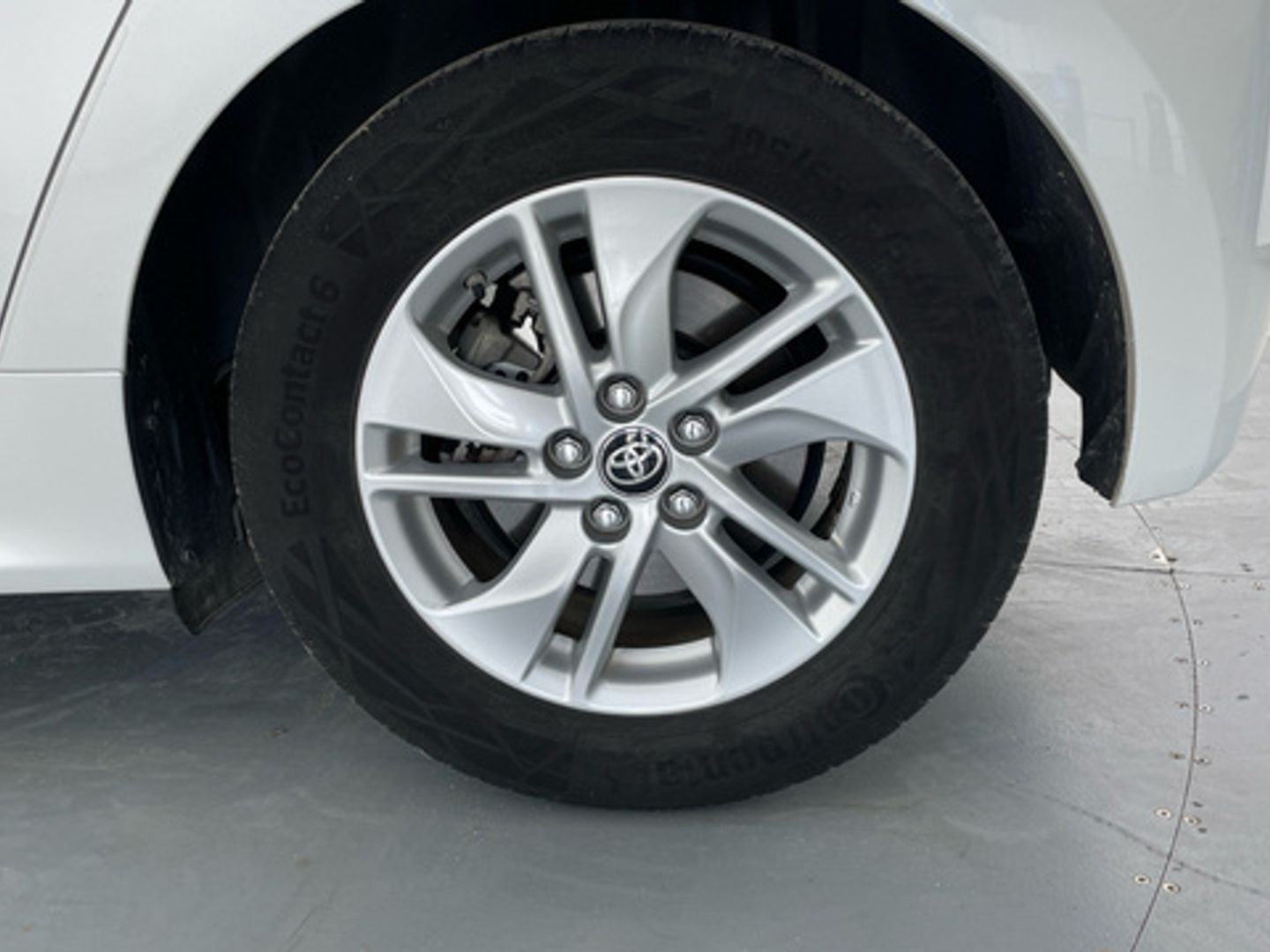 Toyota Yaris 120H Style 85 kW (116 CV)