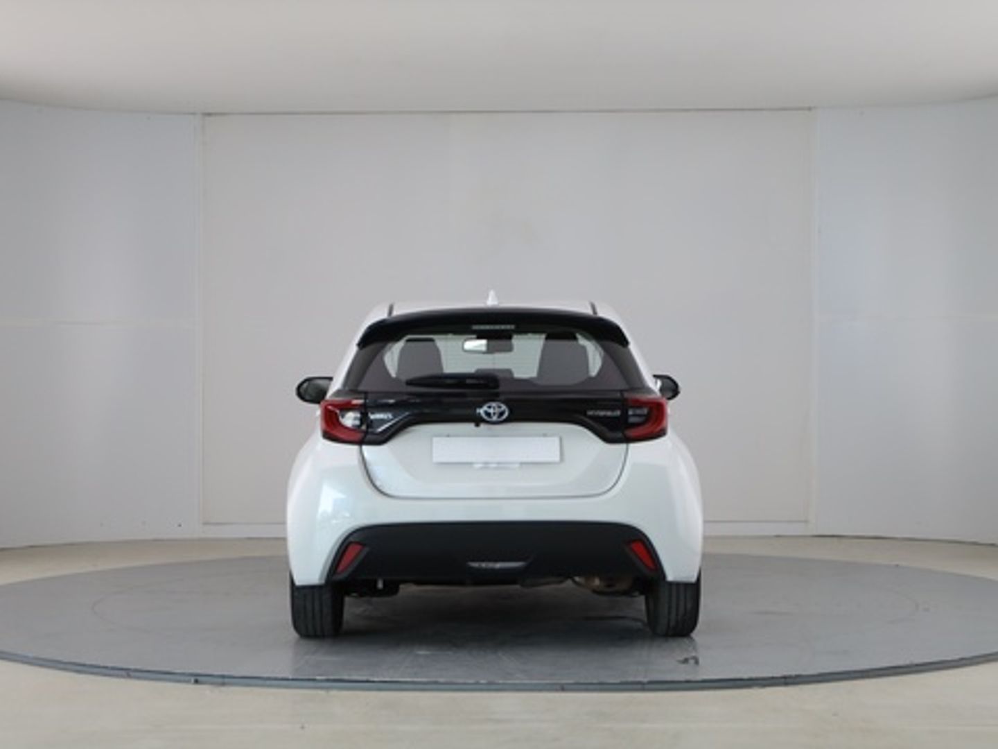 Toyota Yaris 120H Style 85 kW (116 CV)