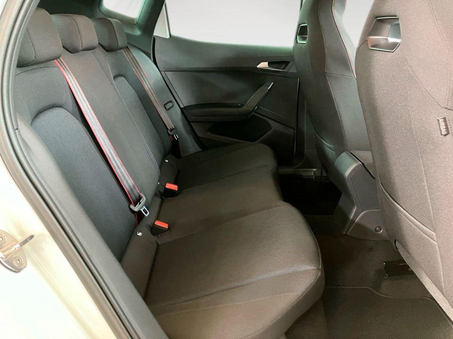 SEAT Arona 1.0 TSI S&S FR Limited Edition 85 kW (115 CV)