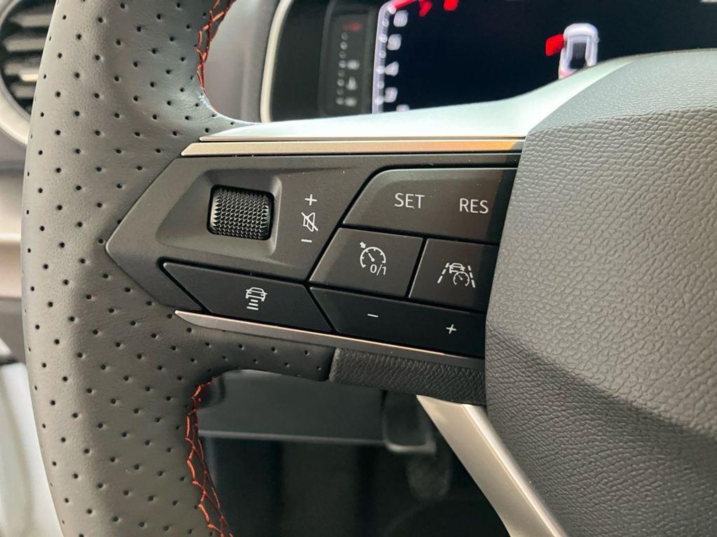 SEAT Arona 1.0 TSI S&S FR Limited Edition 85 kW (115 CV)