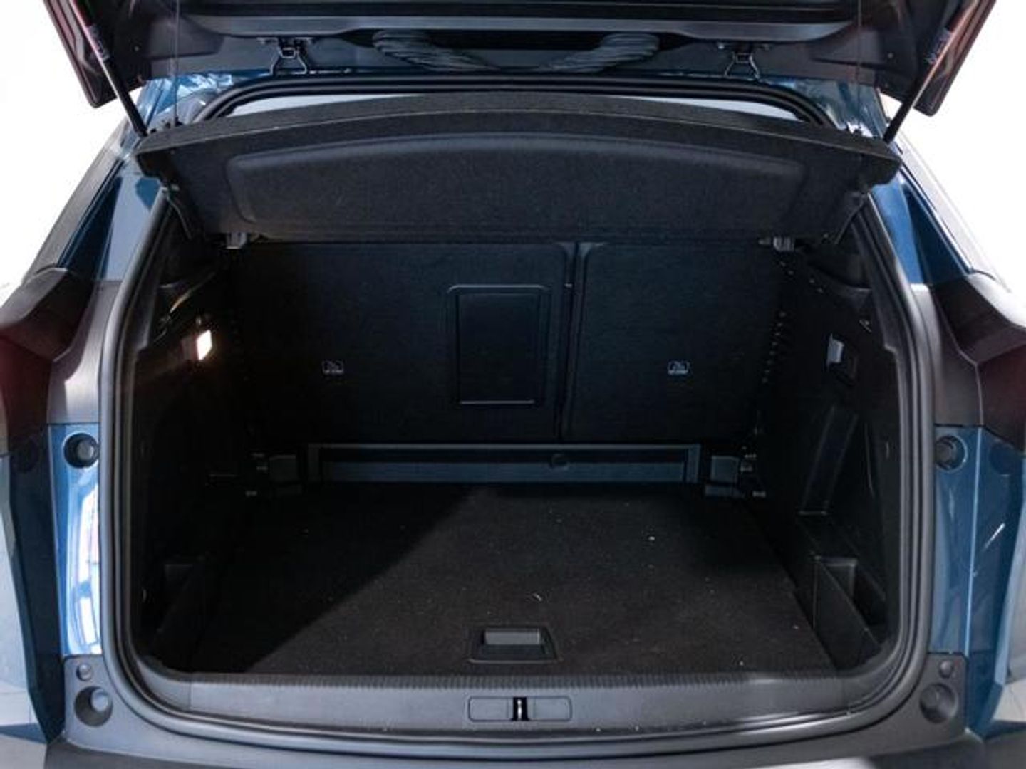 Peugeot 3008 Hybrid 225 Allure e-EAT8 165 kW (225 CV)