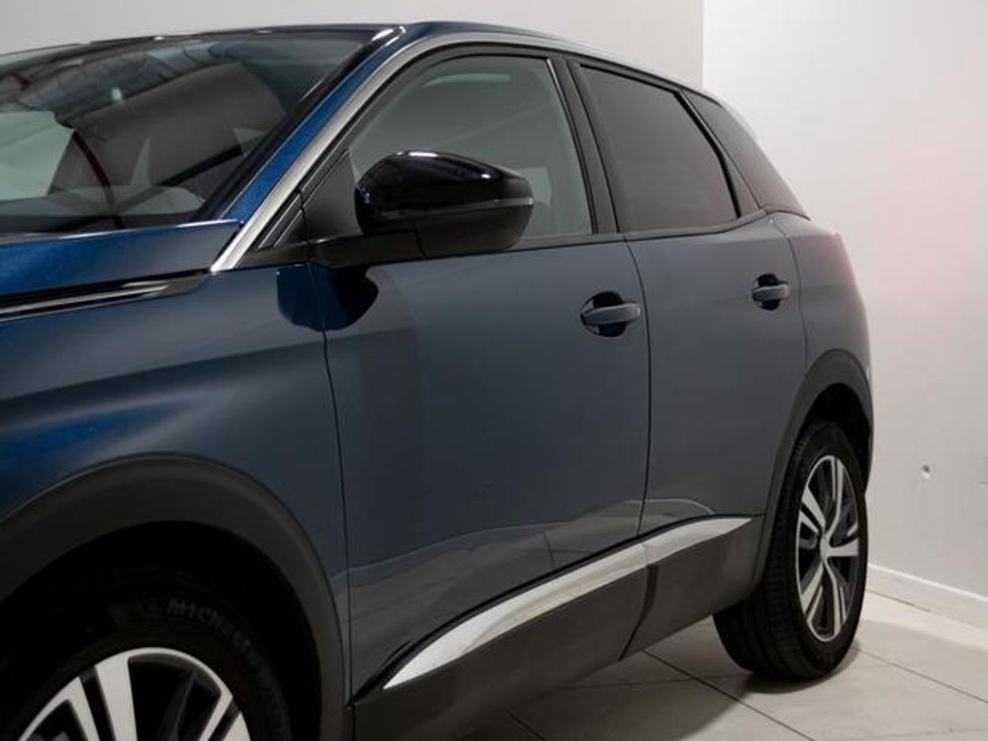 Peugeot 3008 Hybrid 225 Allure e-EAT8 165 kW (225 CV)