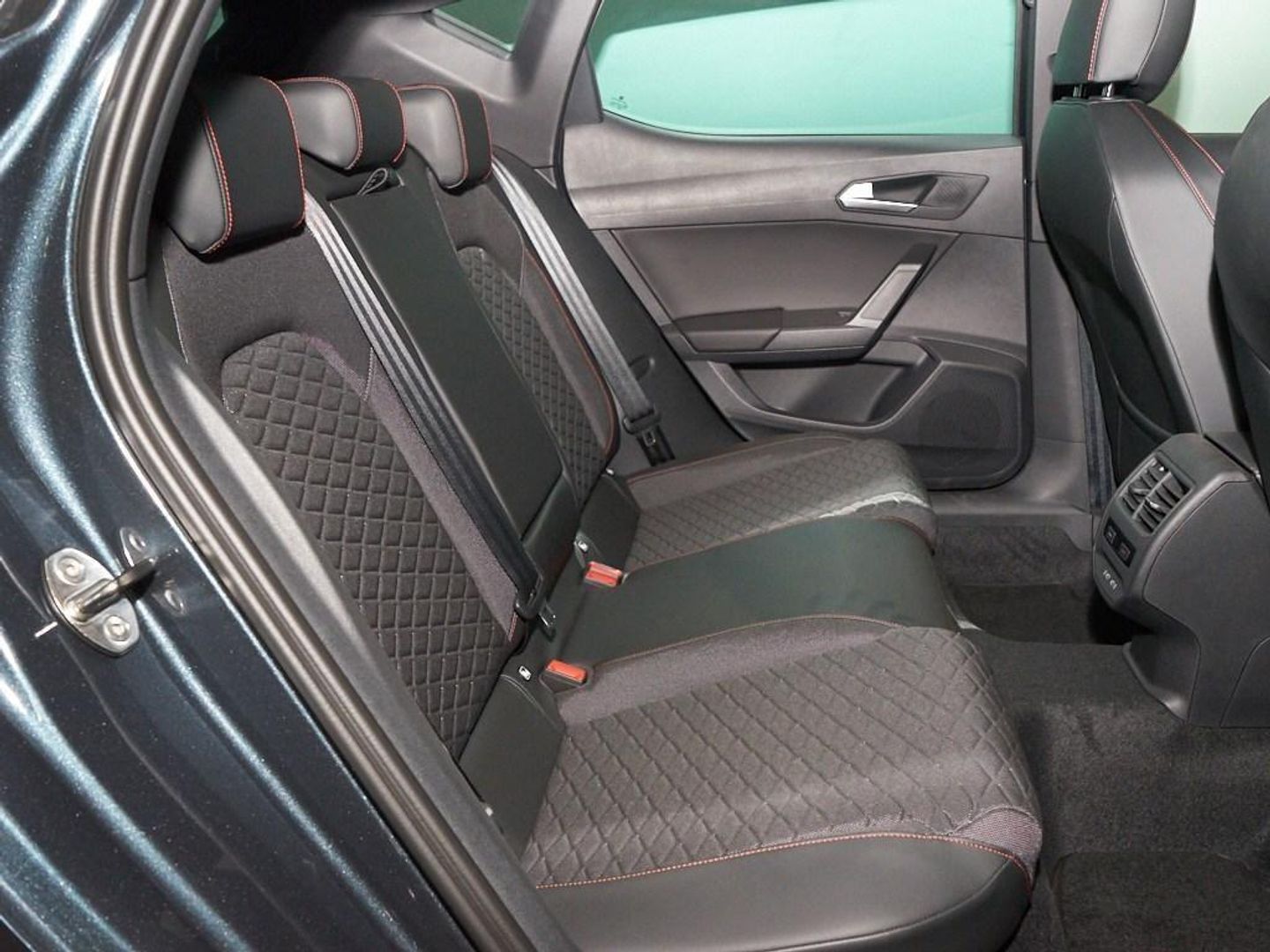 SEAT León 1.5 eTSI S&S FR Go L DSG 110 kW (150 CV)