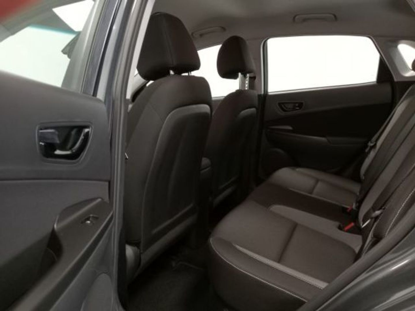 Hyundai Kona 1.6 GDI HEV Klass DCT 104 kW (141 CV)