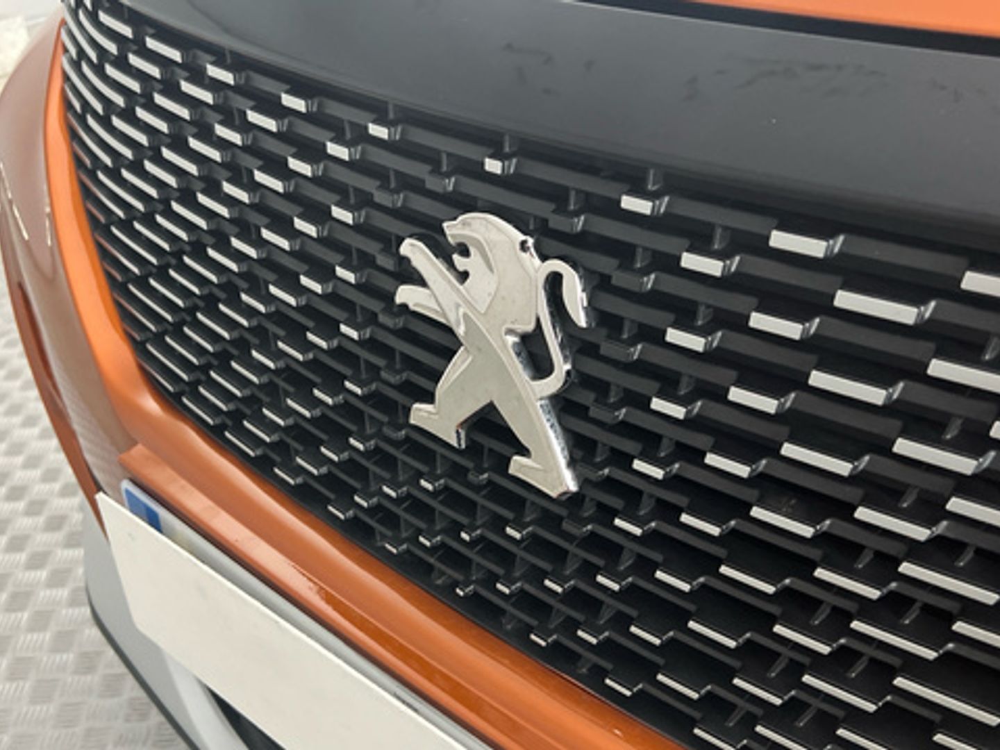 Peugeot 2008 BlueHDi 110 Allure 81 kW (110 CV)