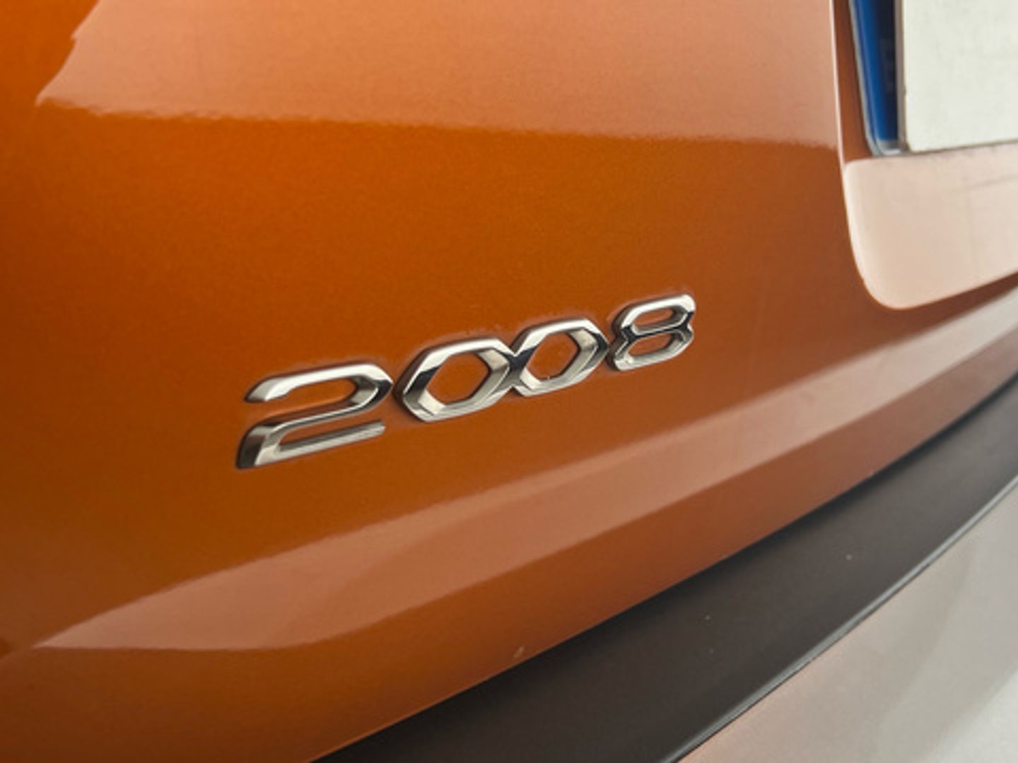 Peugeot 2008 BlueHDi 110 Allure 81 kW (110 CV)