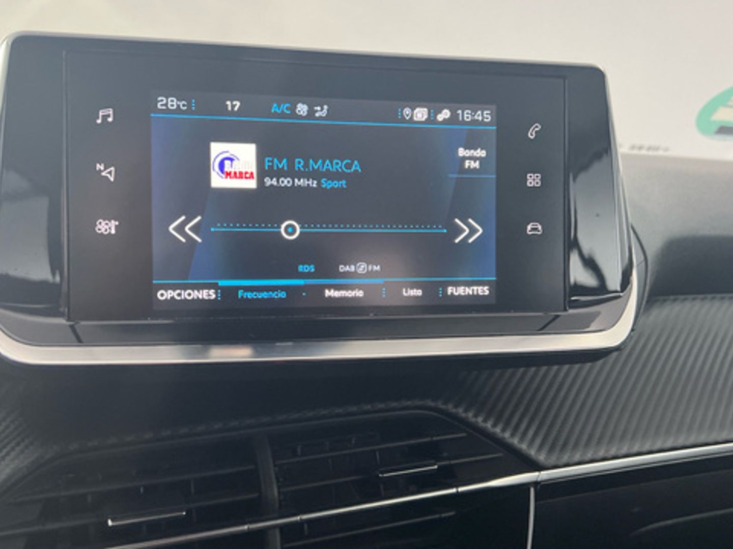 Peugeot 2008 BlueHDi 110 Allure 81 kW (110 CV)