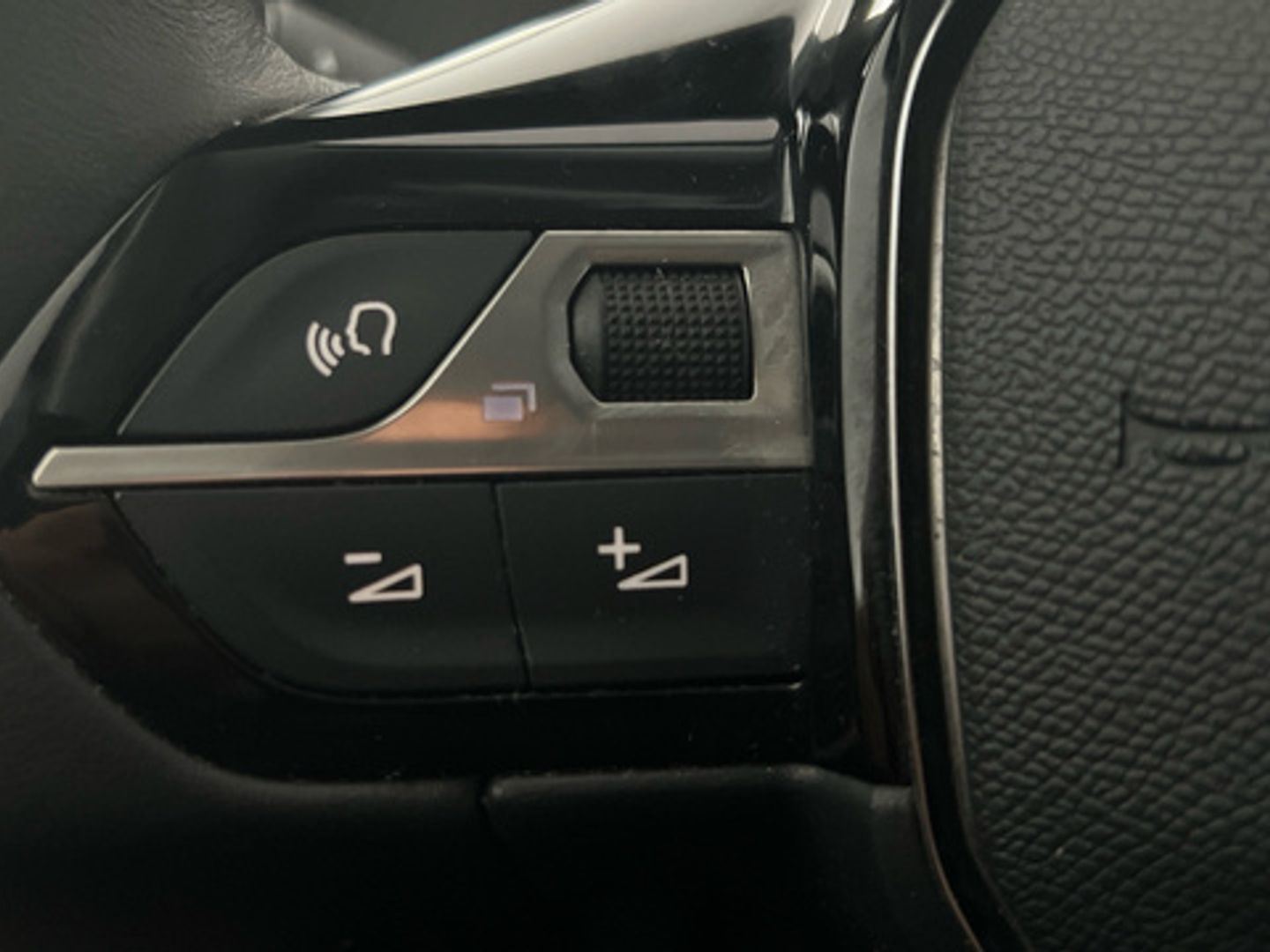 Peugeot 2008 BlueHDi 110 Allure 81 kW (110 CV)