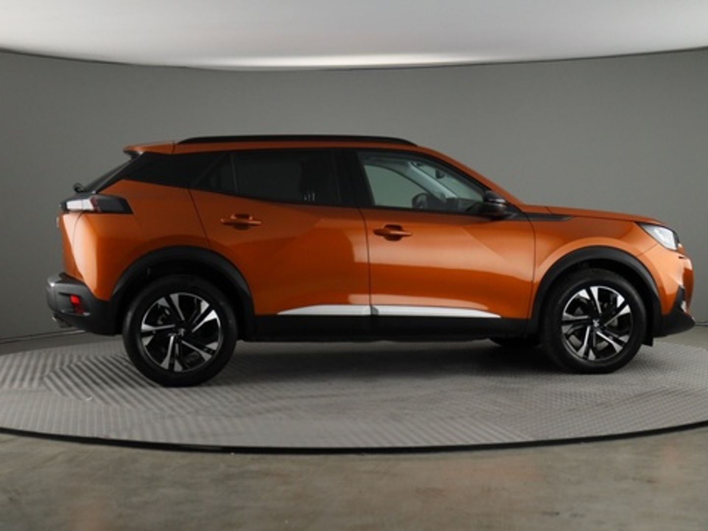 Peugeot 2008 BlueHDi 110 Allure 81 kW (110 CV)