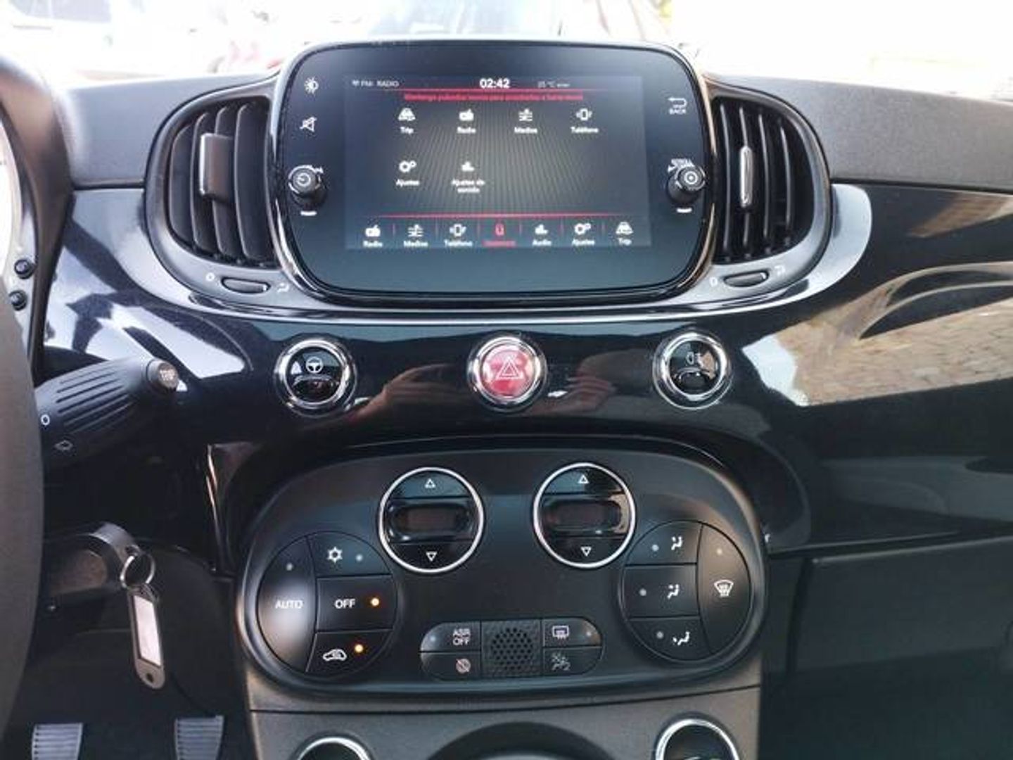 Fiat 500 1.0 Hybrid Dolcevita 51 kW (70 CV)
