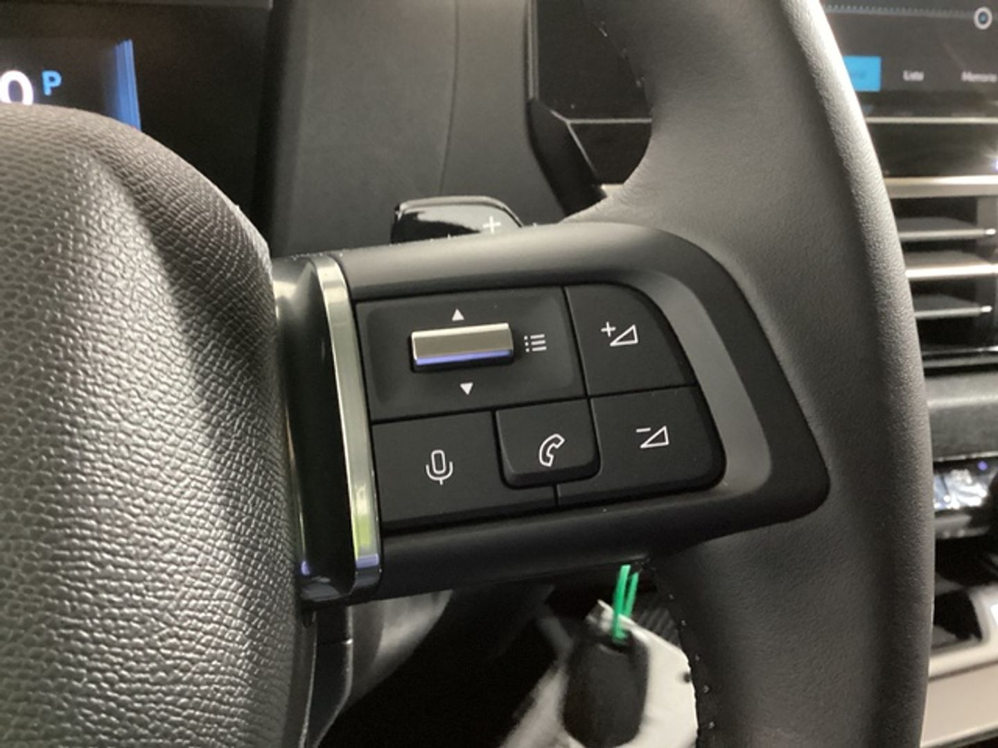 Citroen C4 Hybrid 136 Plus e-DCS6 100 kW (136 CV)