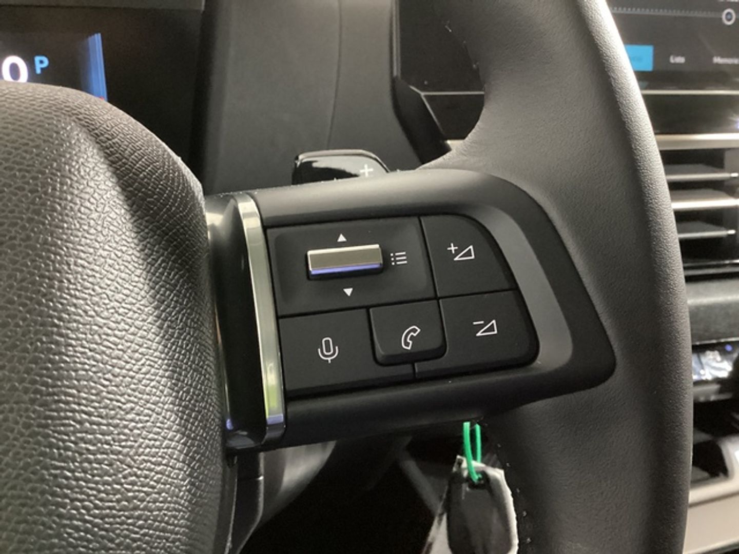 Citroen C4 Hybrid 136 Plus e-DCS6 100 kW (136 CV)