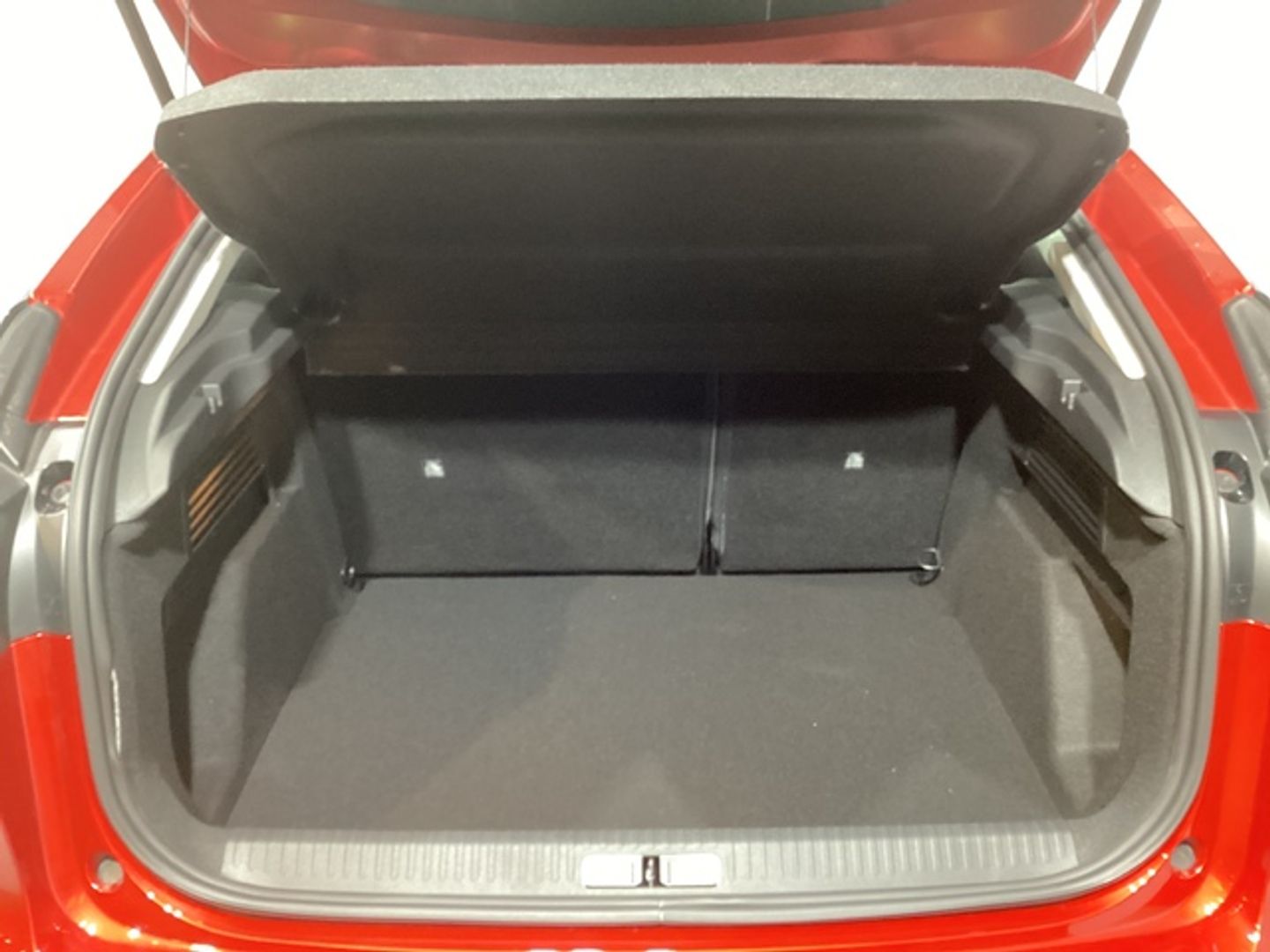 Citroen C4 Hybrid 136 Plus e-DCS6 100 kW (136 CV)