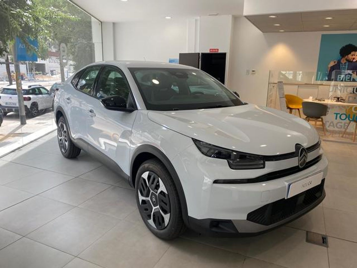 Citroen C4 X Hybrid 136 e-DCS6 Plus 100 kW (136 CV)