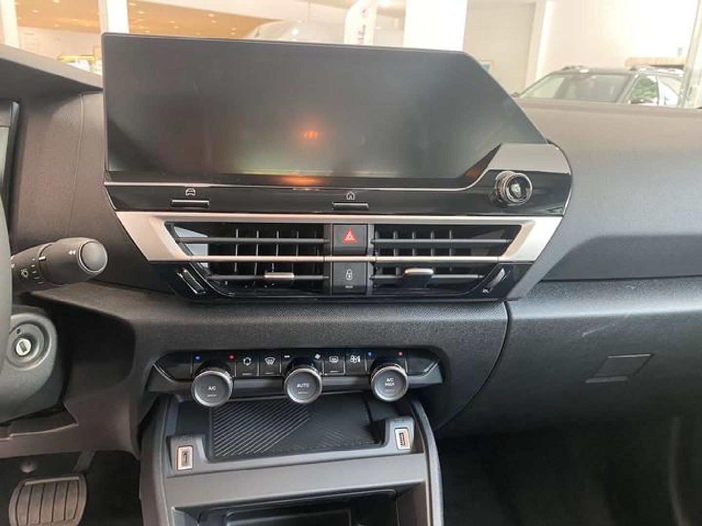 Citroen C4 X Hybrid 136 e-DCS6 Plus 100 kW (136 CV)