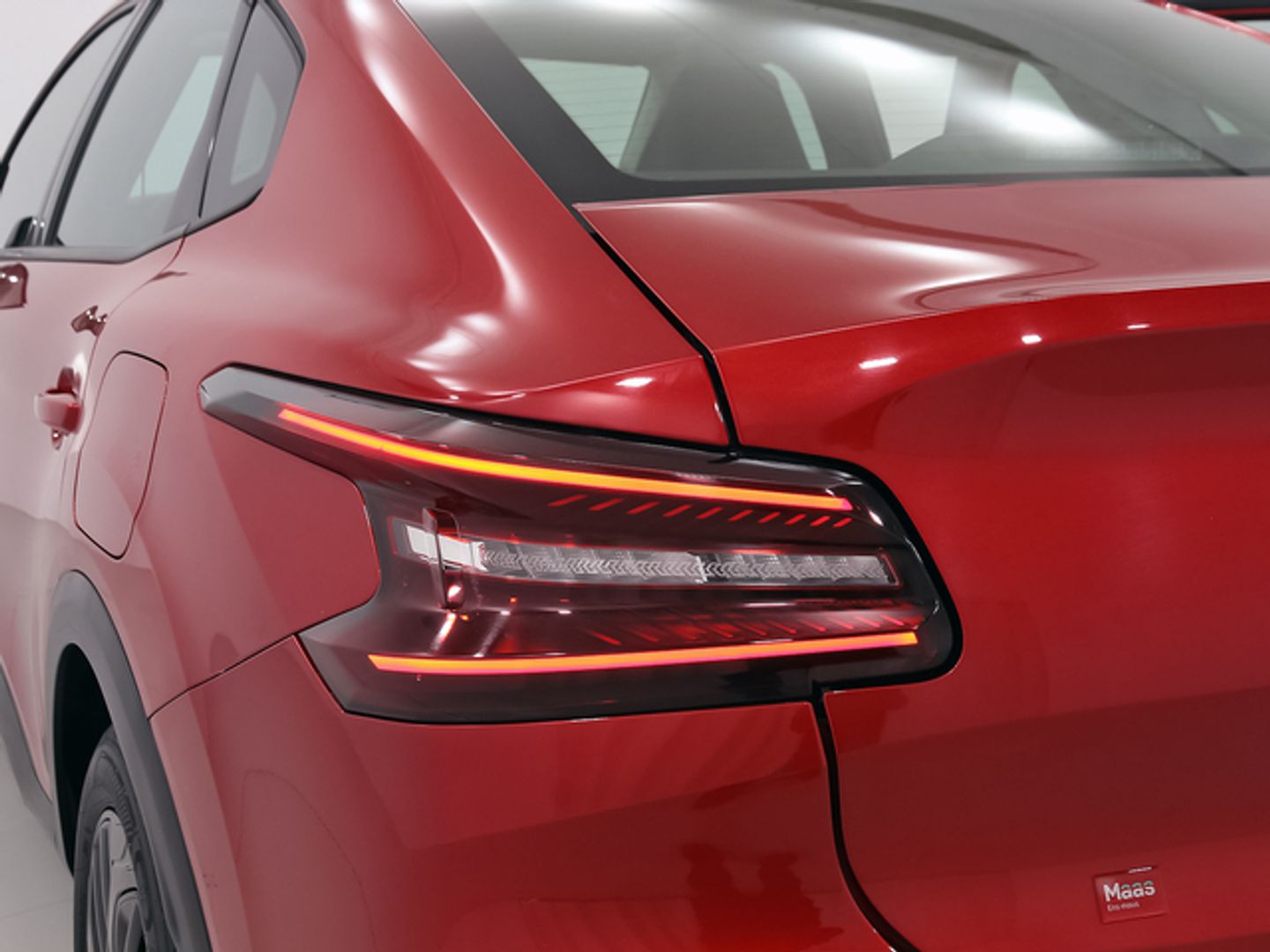 Citroen C4 X BlueHDi 130 S&S Plus EAT8 96 kW (131 CV)