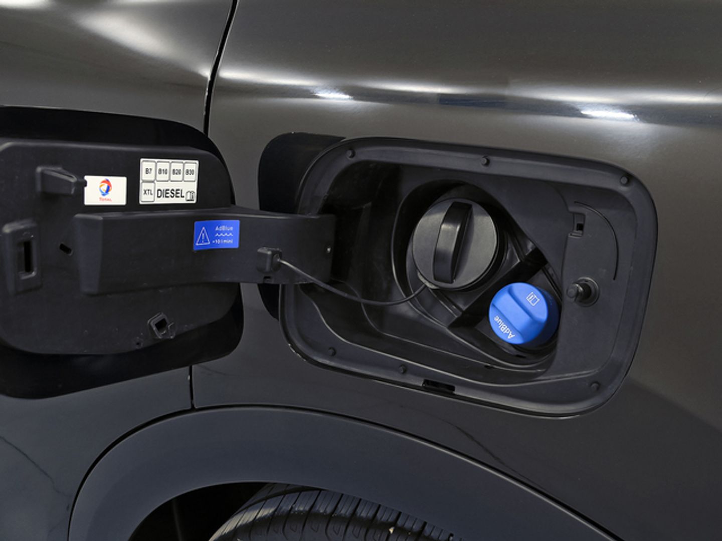 Citroen C4 X BlueHDi 130 S&S Plus EAT8 96 kW (131 CV)