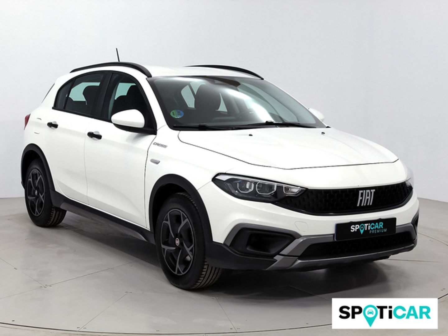 Fiat Tipo 1.5 Hybrid City Cross DCT 96 kW (130 CV) Blanco Sedan