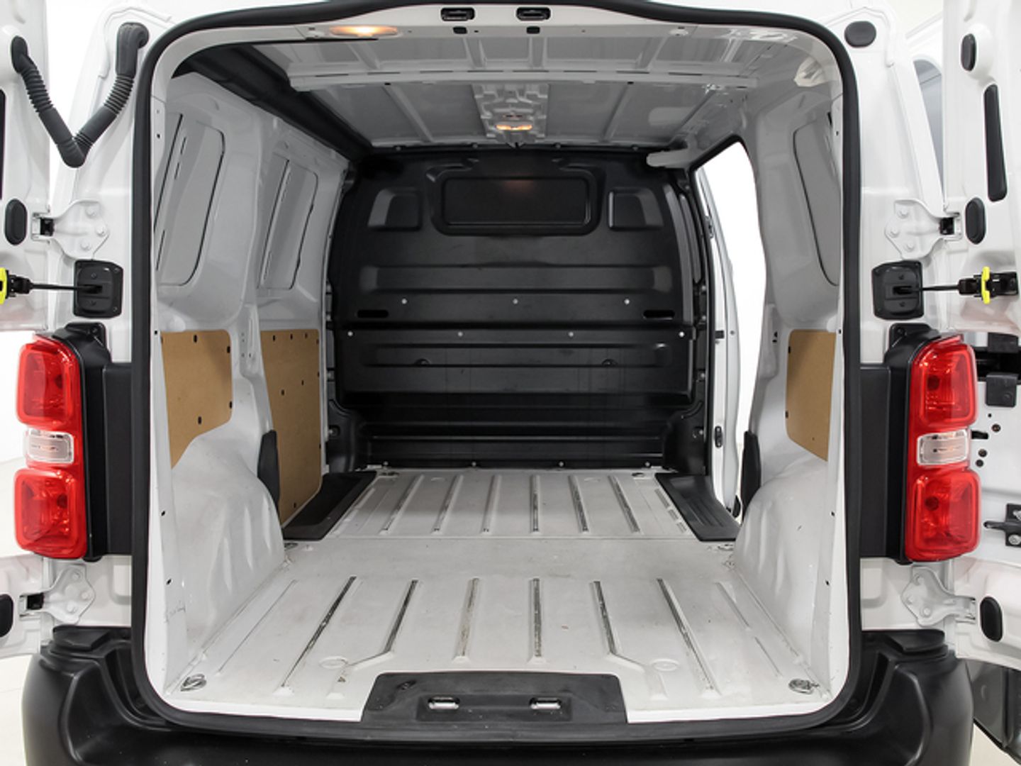 Citroen Jumpy Furgon BlueHDI 120 Talla M 88 kW (120 CV)