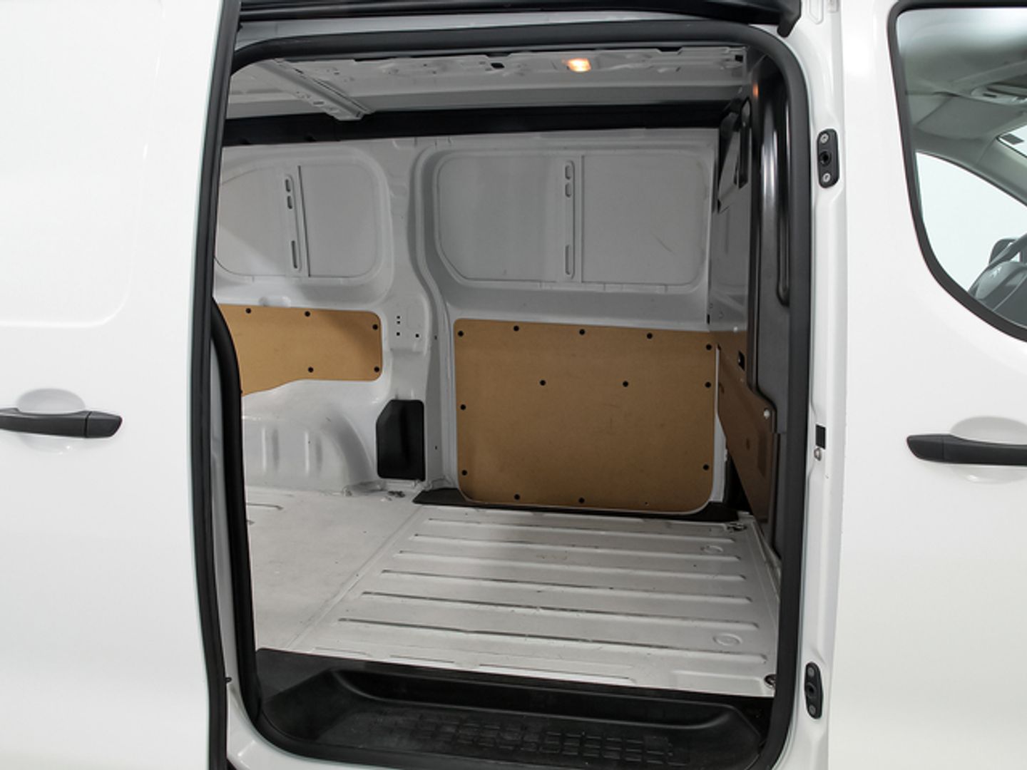 Citroen Jumpy Furgon BlueHDI 120 Talla M 88 kW (120 CV)