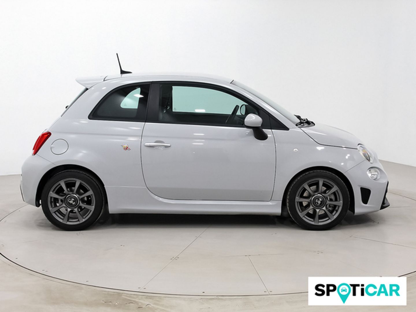 Abarth 500 1.4 16v T-Jet 595 121 kW (165 CV)