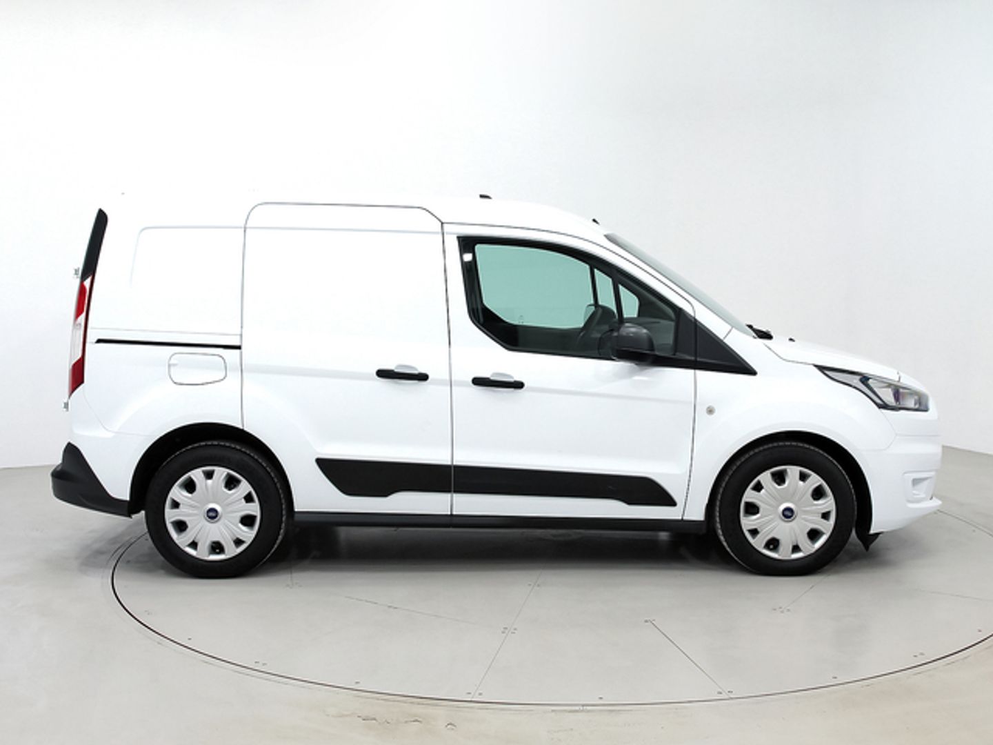 Ford Transit Connect Furgon 1.5 TDCi Trend 200 L1 74 kW (100 CV)
