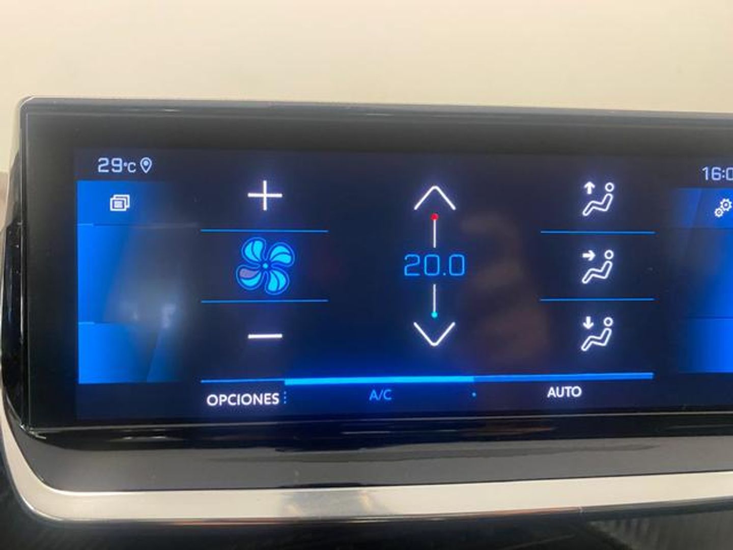 Peugeot 208 BlueHDi 100 GT Line 75 kW (100 CV)