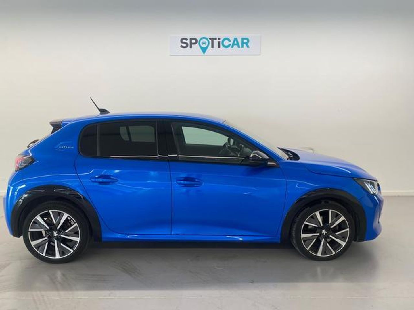 Peugeot 208 BlueHDi 100 GT Line 75 kW (100 CV)