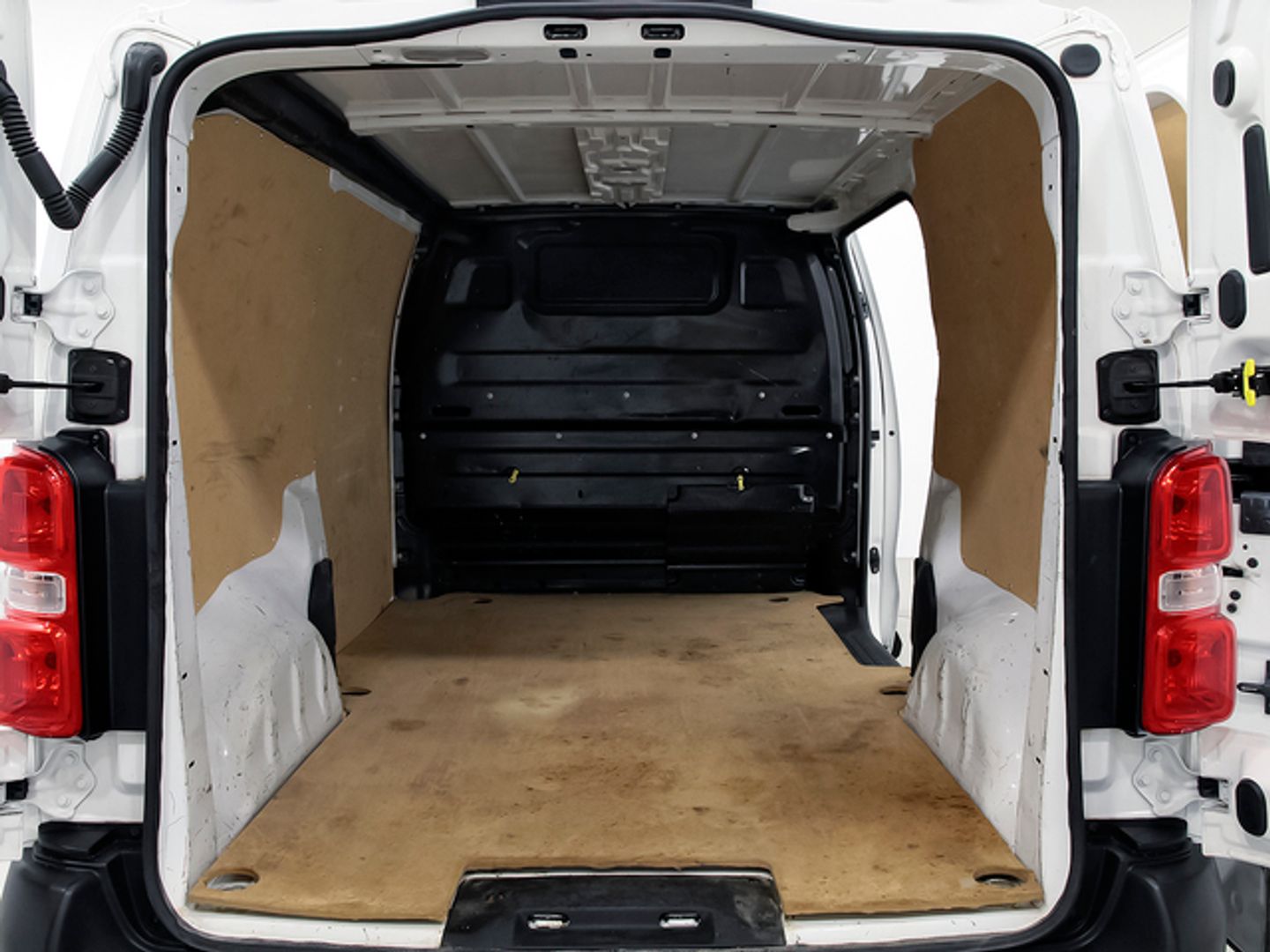 Citroen Jumpy Furgon BlueHDi 145 Talla M Club 107 kW (145 CV)