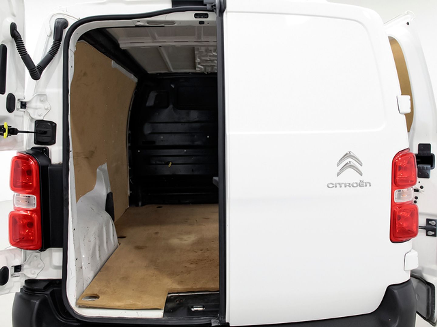 Citroen Jumpy Furgon BlueHDi 145 Talla M Club 107 kW (145 CV)